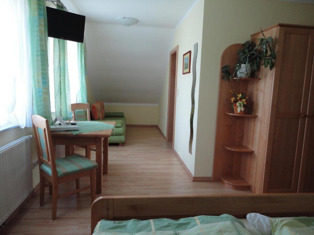 Gaestezimmer Rieder Staatz 객실 사진